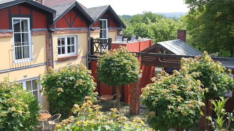 Terrasse und Zugang