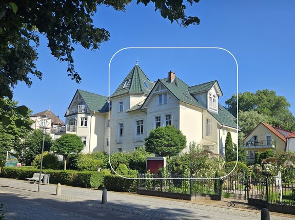 Straßenansicht Villa Seepferdchen